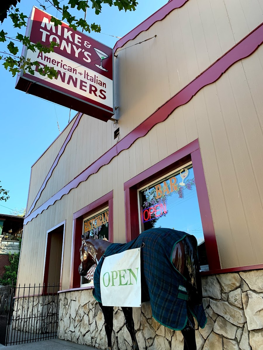 Mike & Tony's Restaurant
